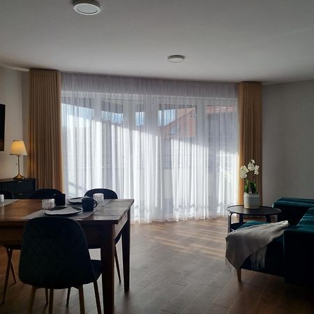 Aparthotel Bukowa Тичи Екстериор снимка