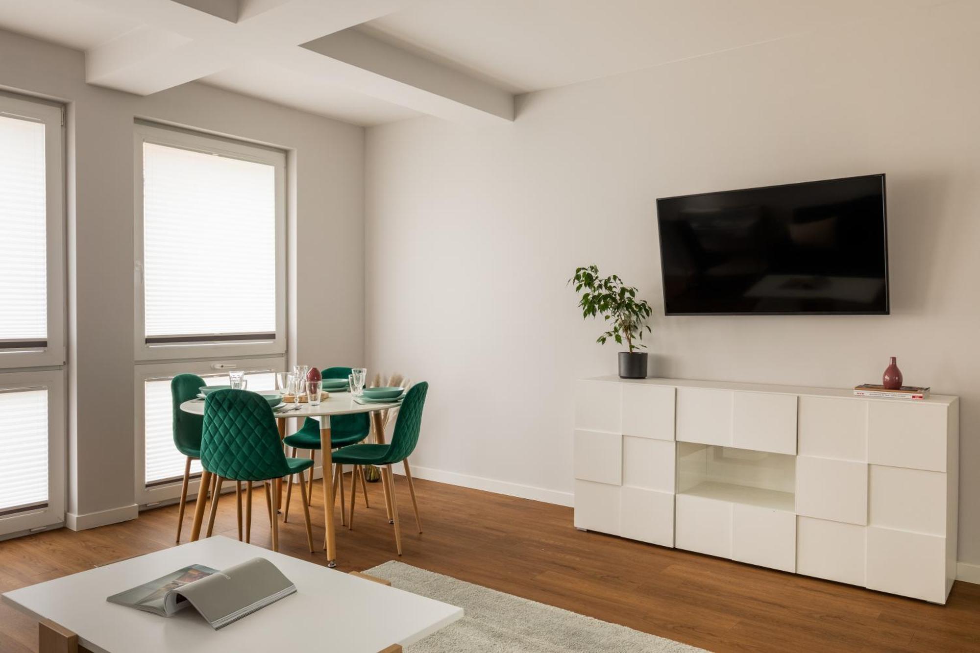 Aparthotel Bukowa Тичи Екстериор снимка